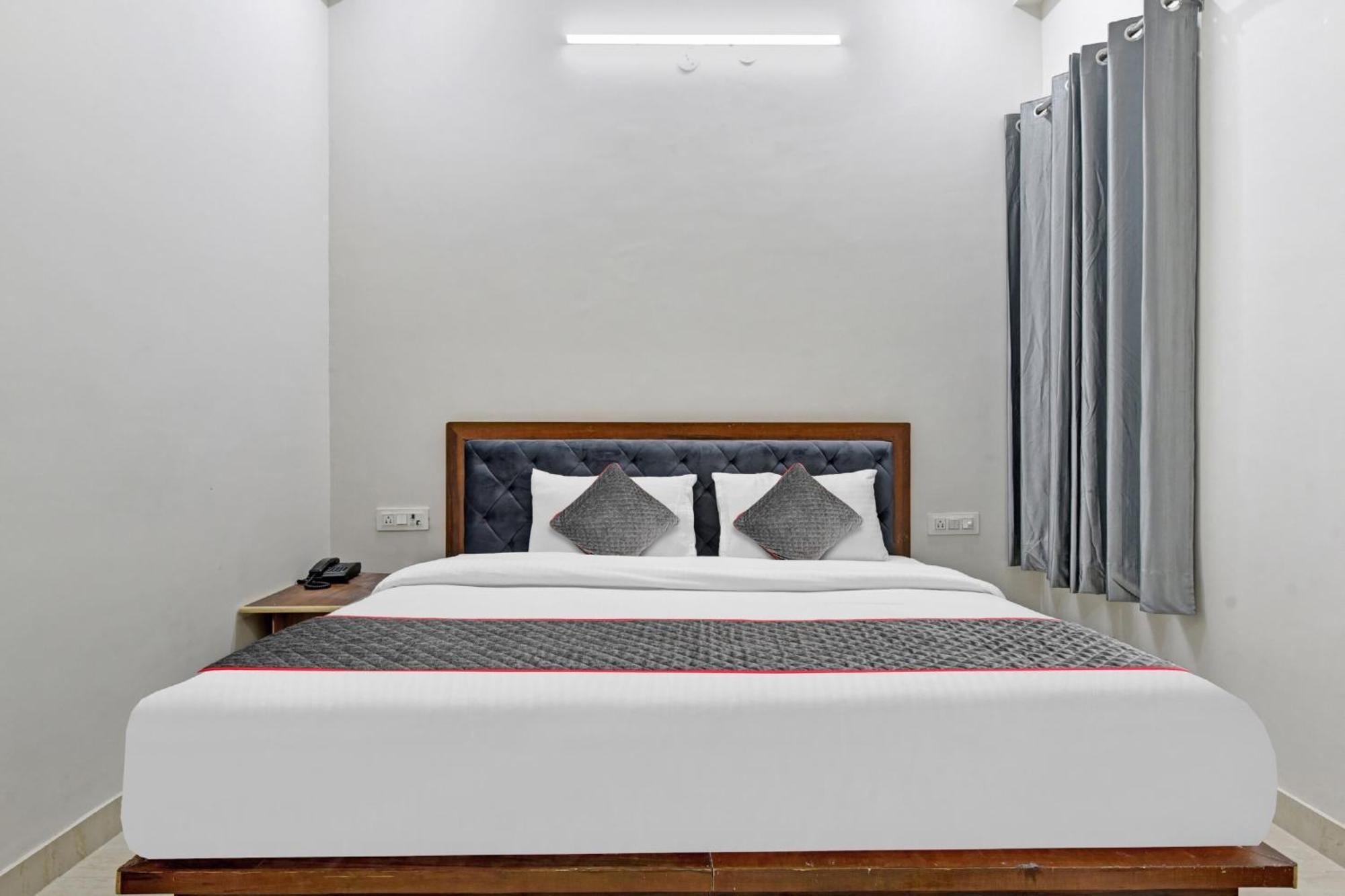 Super Oyo Collection O Hotel Legend Jaipur Eksteriør billede